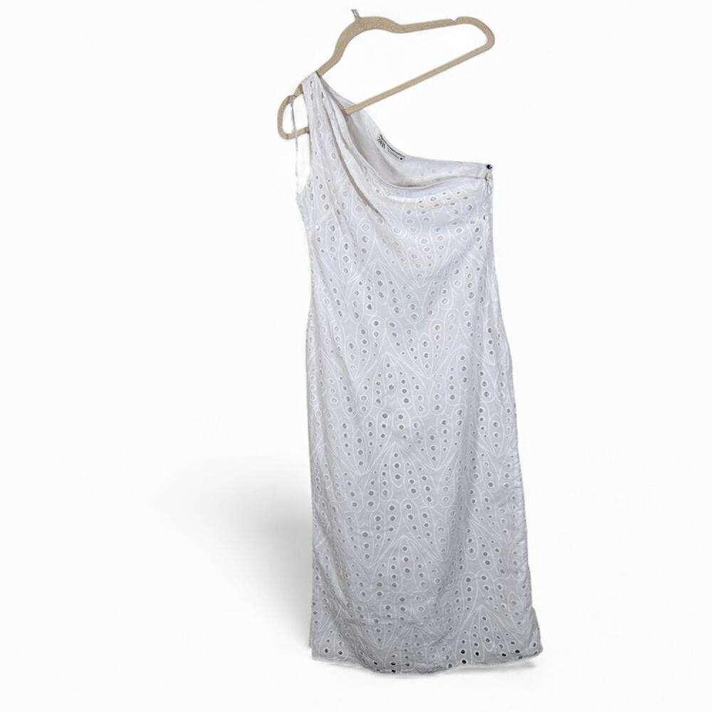 Zara White Eyelet On Shoulder Midi Dress Womens M Bridal Classic Crochet Summer